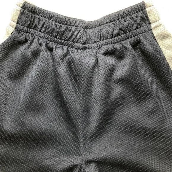 Garanimals Blue & Grey Shorts Size 3T - Picture 13 of 15